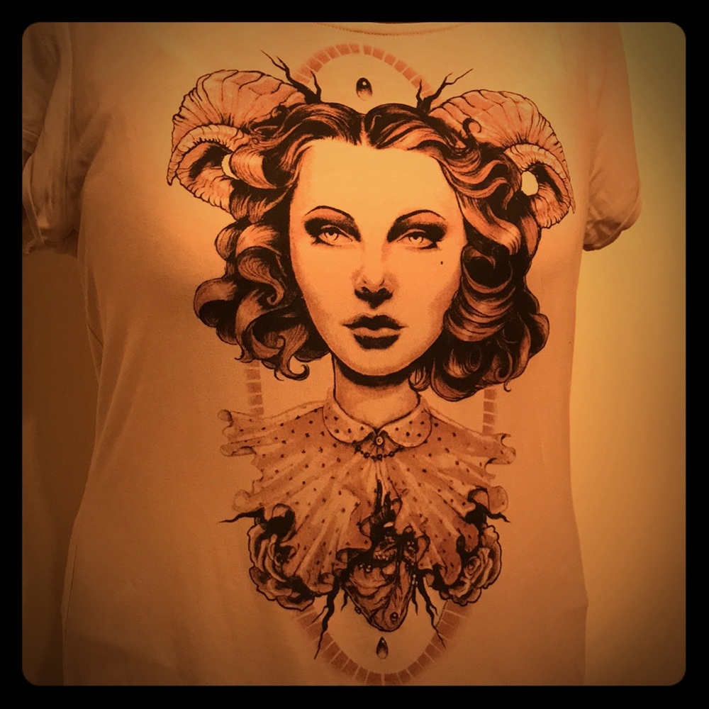 Sourpuss Scoopneck Tee w/ Creepy Girl